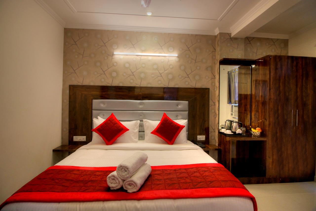 Hotel Airport Ark Of Avalon 3*